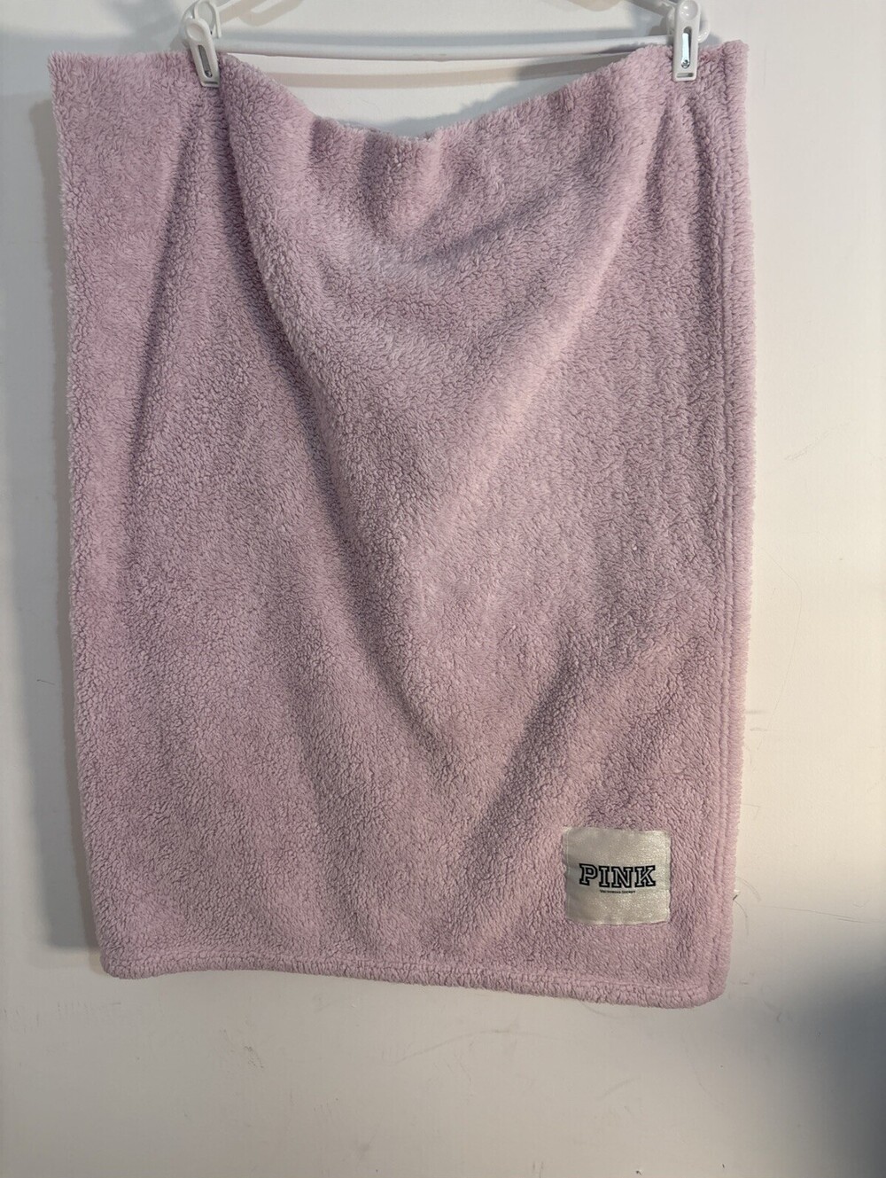 Victoria's Secret PINK light pink fuzzy fleece blanket
